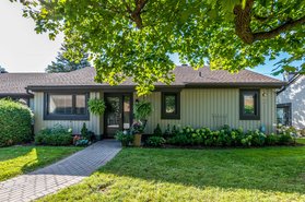 23560399_12-kittansett-court_1